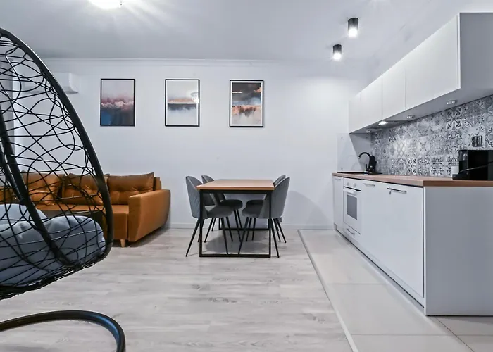 Rentplanet - Muranow Appartement *